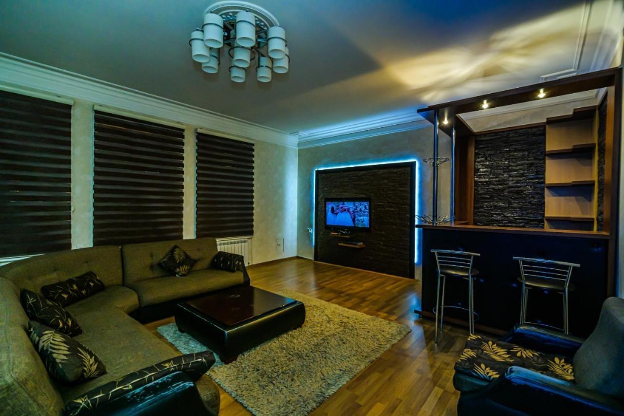 Lux 1 Apartment *